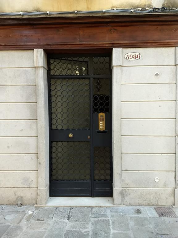 Alloggi Alla Rivetta Venesia Bagian luar foto